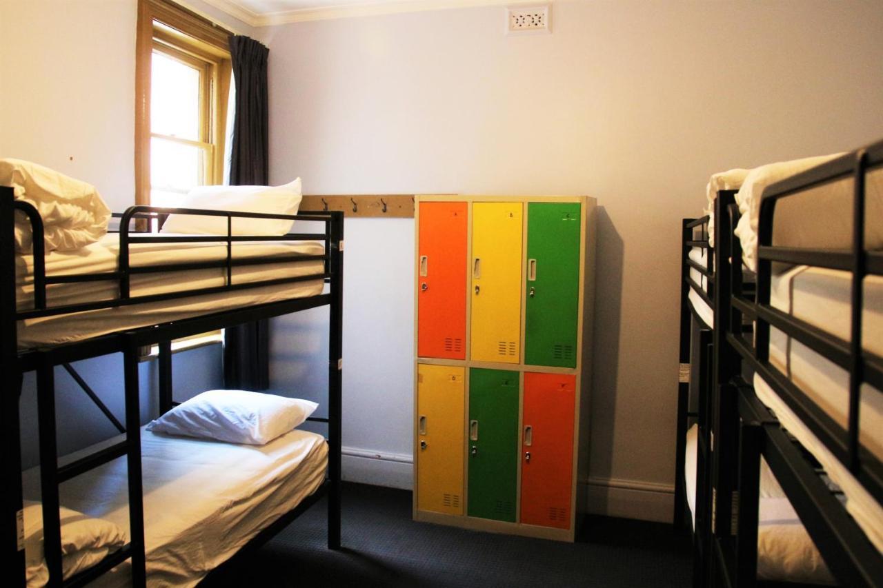 Backpackers Imperial Hotel Hobart Eksteriør bilde